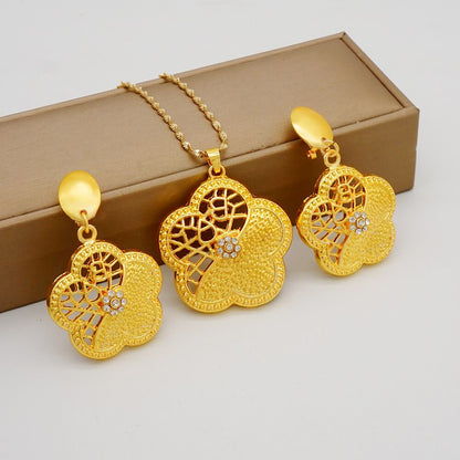 Gold Color Necklace set With Stud Earrings Sexy Jewelry For Women Wedding Gift Young Lady Accessories Copper Light Weight