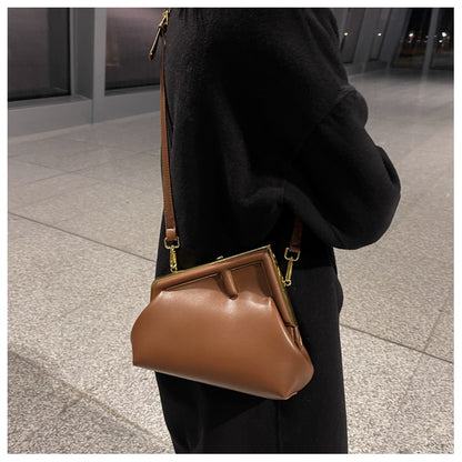 in structure  bags Genuine Leather Letter Metal Decoration First Shoulder Crossbody Bags Female Dinner Party Clutch Bag Purse