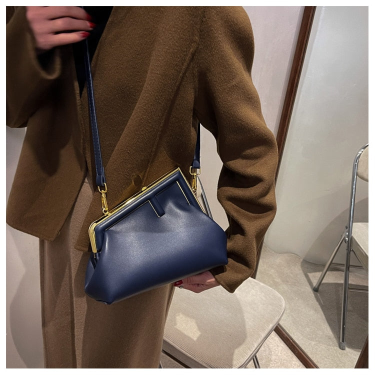 in structure  bags Genuine Leather Letter Metal Decoration First Shoulder Crossbody Bags Female Dinner Party Clutch Bag Purse